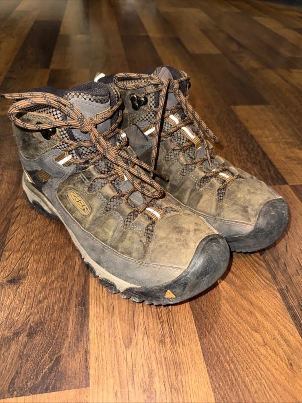 Keen men trailhead